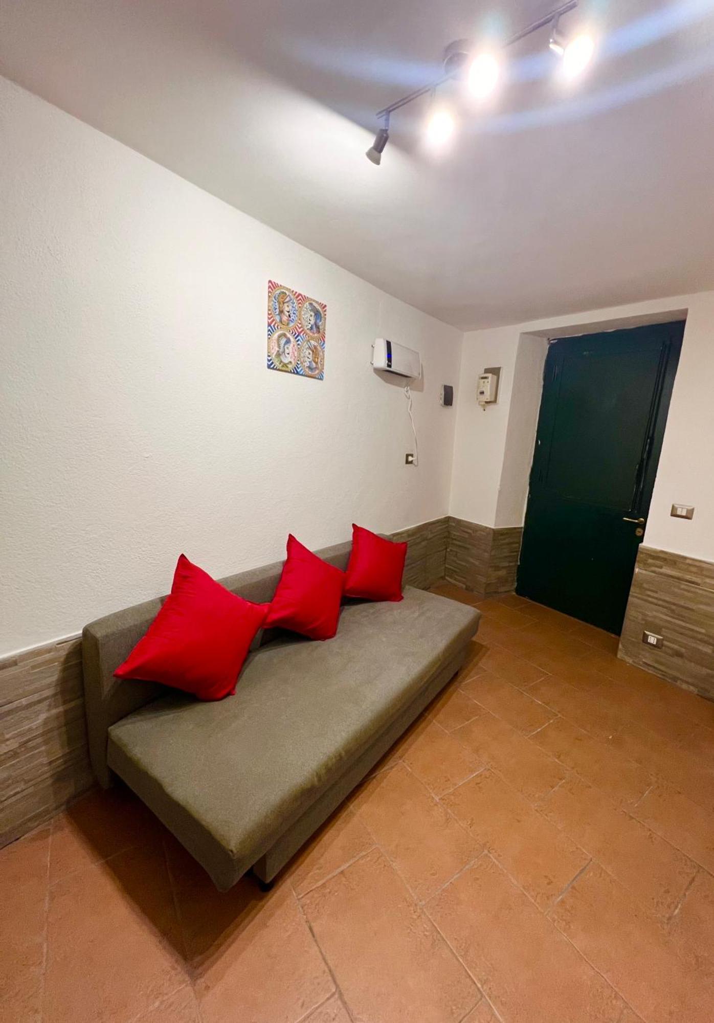 Etnea House Catania Center Villa Exterior photo